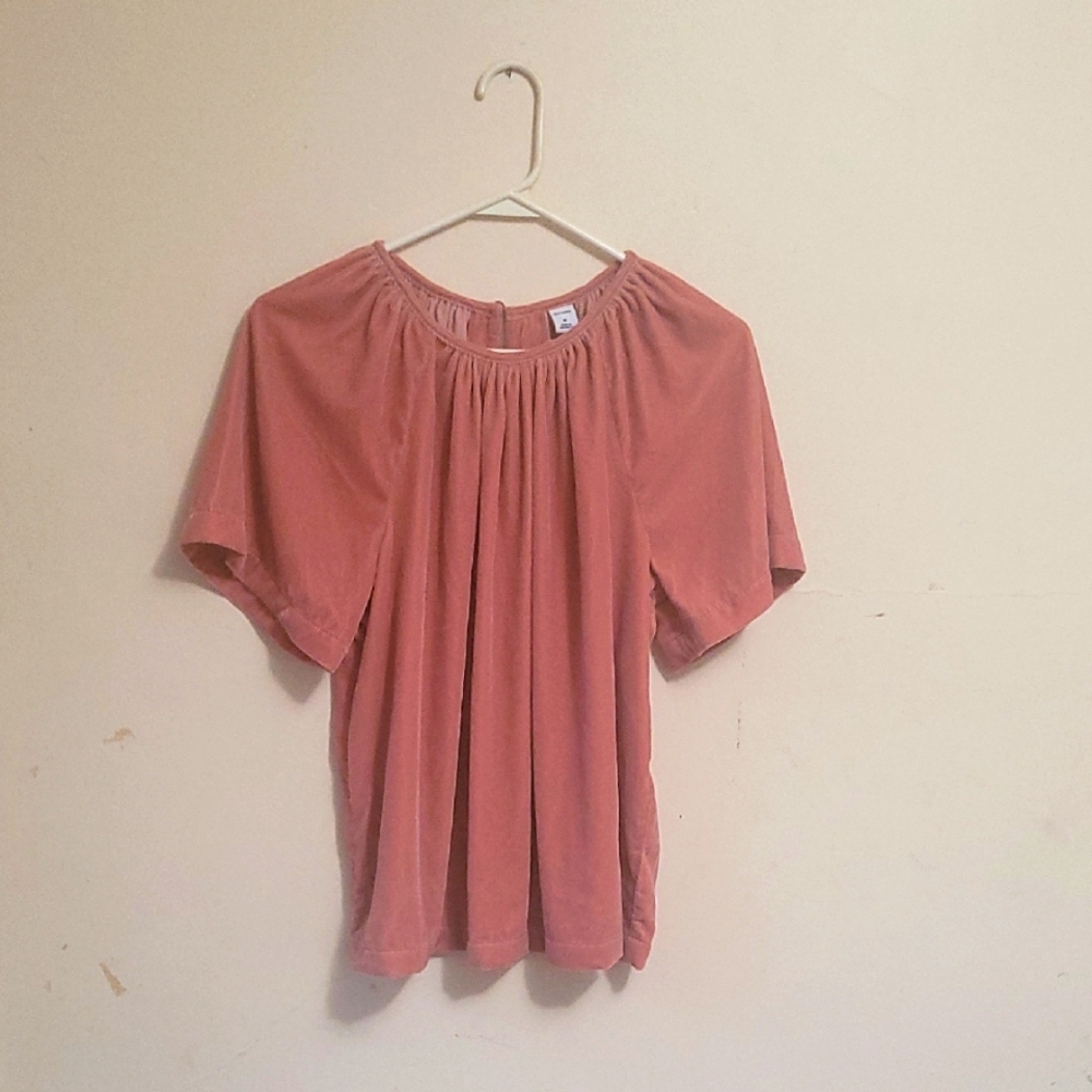 Women's Pink Top